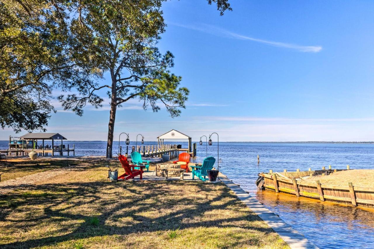 East Bay Vacation Rental With Dock! Наварра Екстер'єр фото